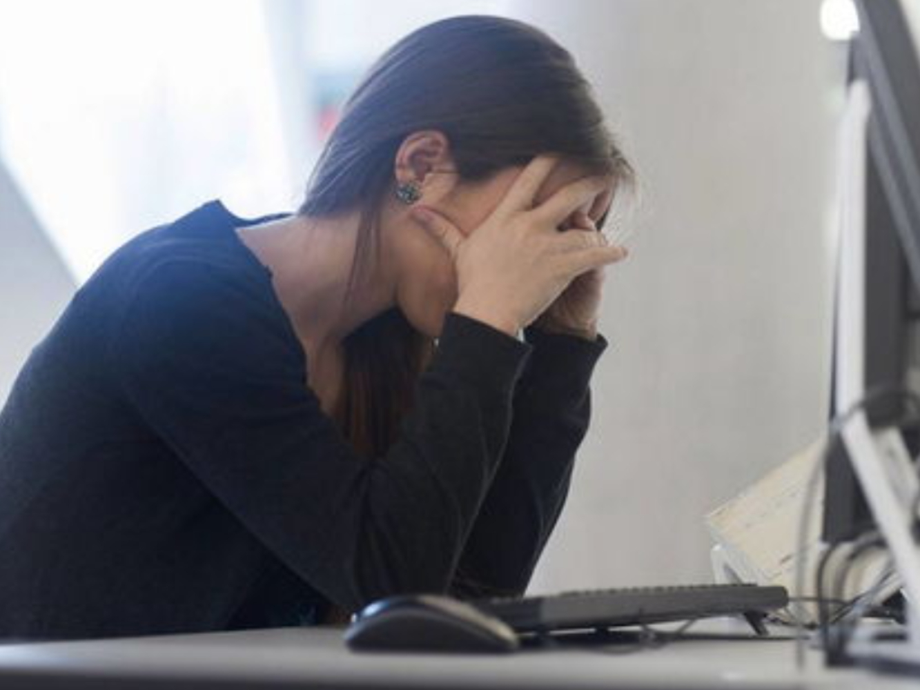 长期使用降眼压的眼药水会伤害眼睛吗？